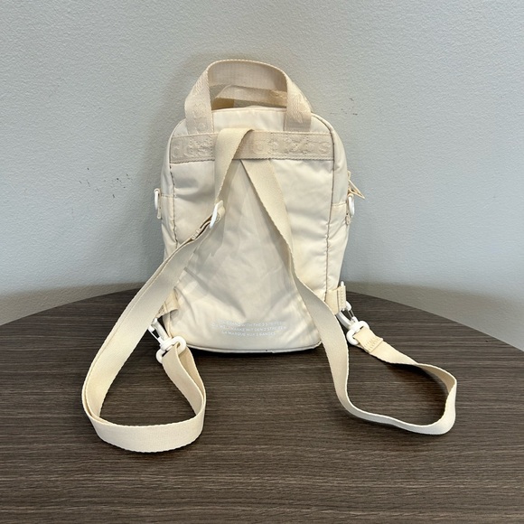 Adidas Originals Micro 2.0 Mini Bag Backpack Wonder White Cream Crossbody - Picture 6 of 10